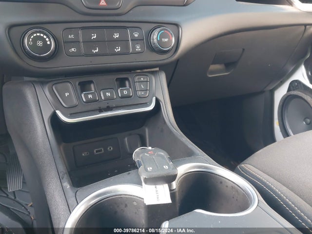 3GKALMEV5ML318331 GMC Terrain Fwd Sle