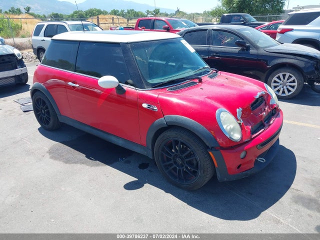 2006 MINI COOPER S WMWRE33566TN27627 Photo 0