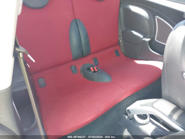 2006 MINI COOPER S WMWRE33566TN27627 Photo 7