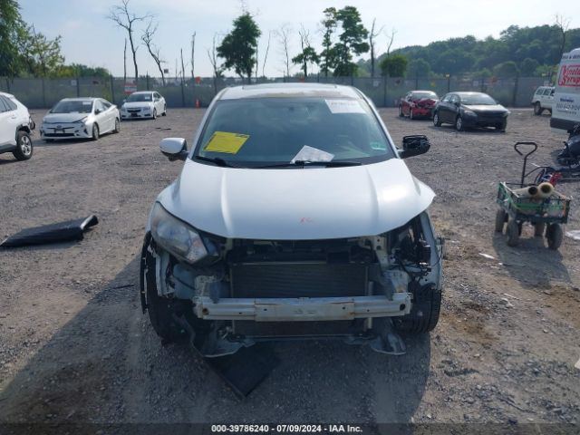 3CZRU6H52JM717457 Honda HR-V EX