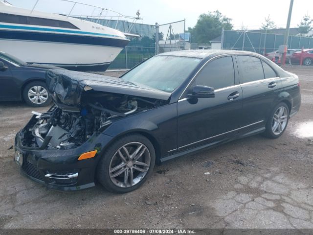 WDDGF8AB1EG230713 Mercedes-Benz C 300 Luxury 4matic/sport 4matic