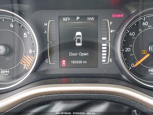 1C4PJLCB2FW781135 Jeep Cherokee Latitude Altitude