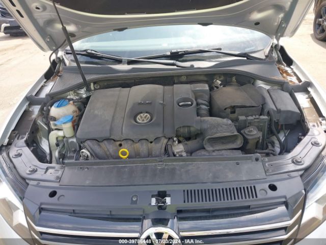 1VWAP7A33EC008839 Volkswagen Passat 2.5l S