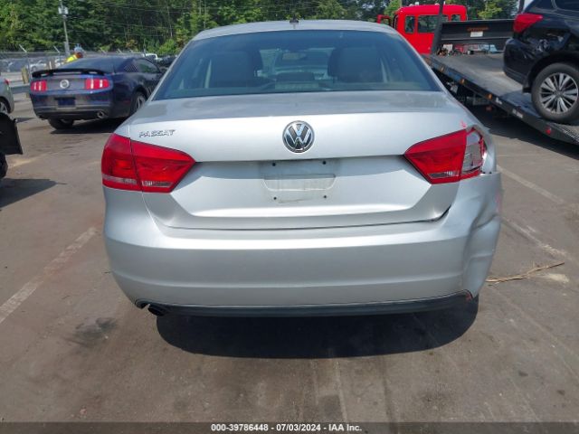 1VWAP7A33EC008839 Volkswagen Passat 2.5l S