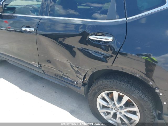 KNMAT2MT5JP612313 Nissan ROGUE SV