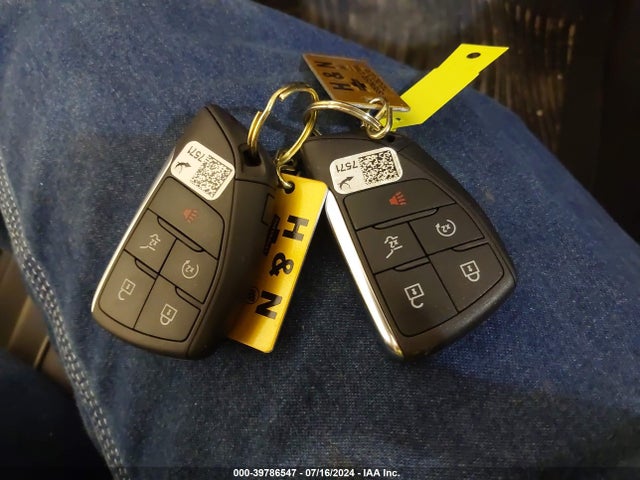 LRBFZSR4XPD209894 Buick Envision Avenir Awd