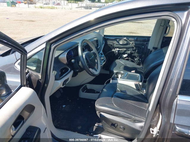 2C4RC1N78JR229950 Chrysler Pacifica Hybrid Limited