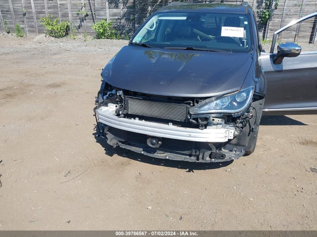 2C4RC1N78JR229950 Chrysler Pacifica Hybrid Limited