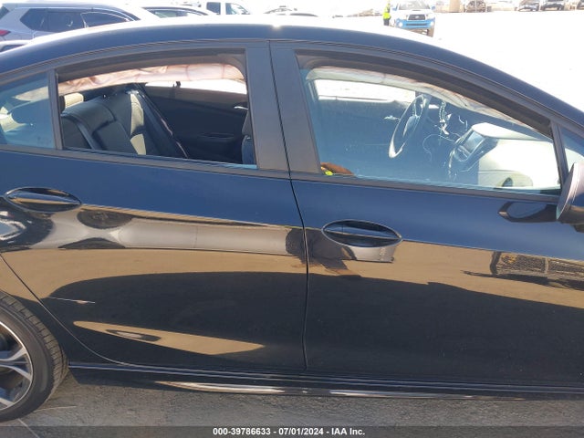 Chevrolet CRUZE LT 2019 1G1BE5SM9K7103671 Image 13