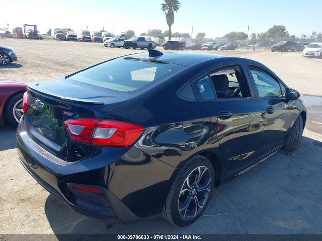 Chevrolet CRUZE LT 2019 1G1BE5SM9K7103671 Image 4