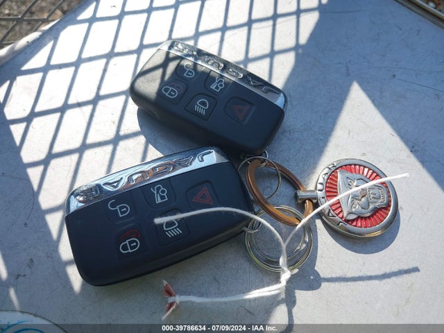 2017 JAGUAR XE SAJAJ4BVXHA957793 Photo 10