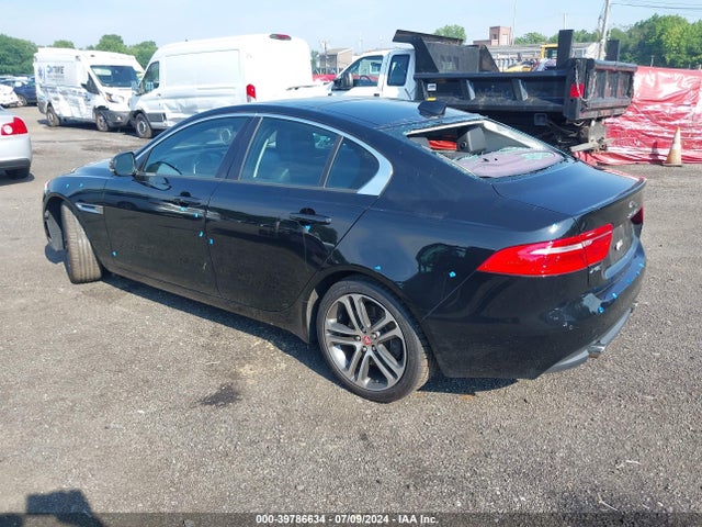 2017 JAGUAR XE SAJAJ4BVXHA957793 Photo 2