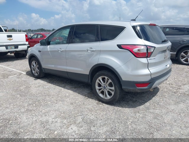 Ford ESCAPE SE 2017 1FMCU0GD9HUE17076 Image 3