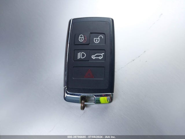 SALYT2EX8MA308358 Land Rover Range Rover Velar P250 R-dynamic S
