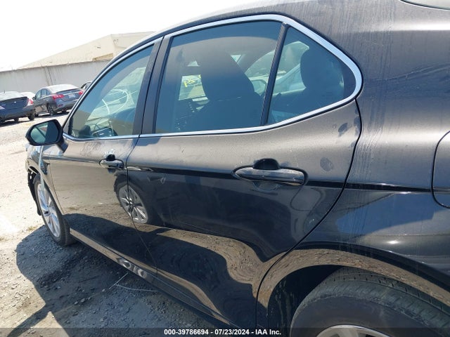 Toyota CAMRY LE 2022 4T1C11AK7NU656420 Image 15