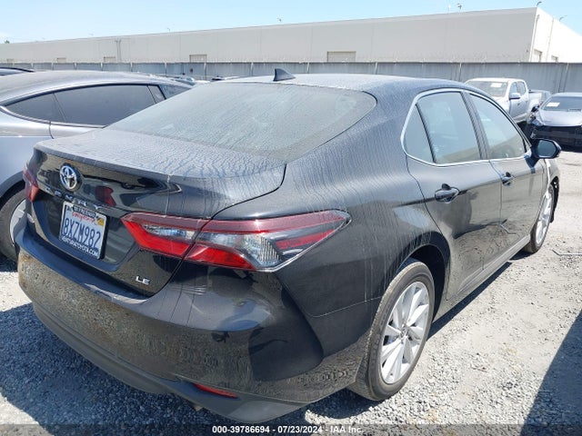 Toyota CAMRY LE 2022 4T1C11AK7NU656420 Image 4