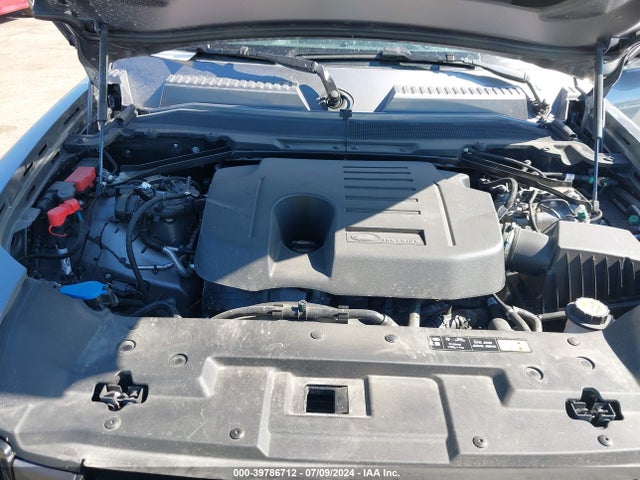 SALE2FEU2R2271862 Land Rover Defender 130 P400 X-dynamic Se