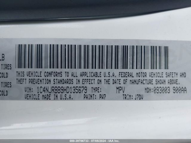 1C4NJRBB9HD135679 Jeep Patriot 75th Anniversary Edition 4x4