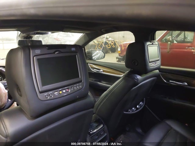 1GYKNFRS2HZ226883 Cadillac Xt5 Platinum