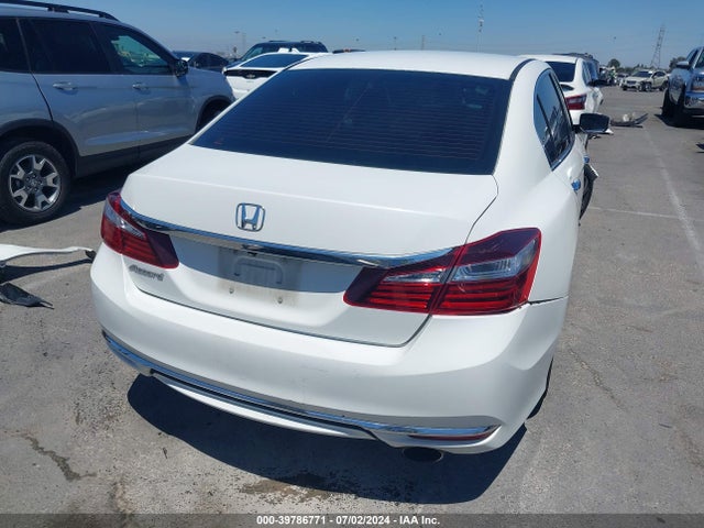 Honda ACCORD LX 2017 1HGCR2F39HA084486 Image 17