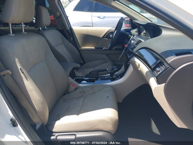 Honda ACCORD LX 2017 1HGCR2F39HA084486 Image 5