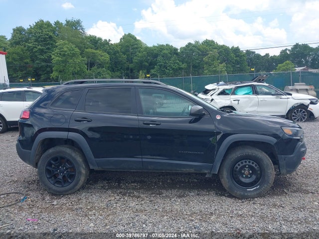 1C4PJMBN1KD168320 Jeep Cherokee Trailhawk Elite 4x4