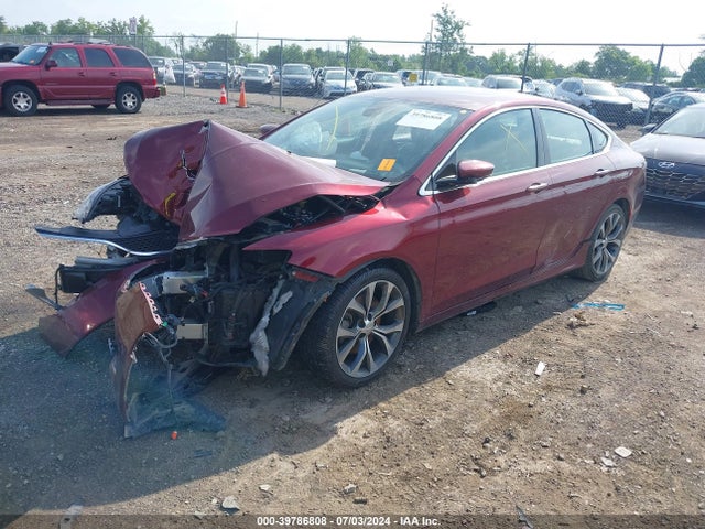 Chrysler 200 C 2015 1C3CCCCB1FN520761 Image 2