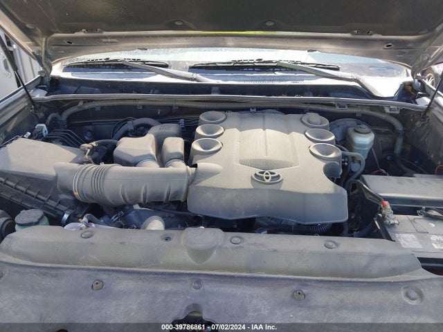 Toyota 4RUNNER SR5 2017 JTEZU5JR2H5158629 Image 10