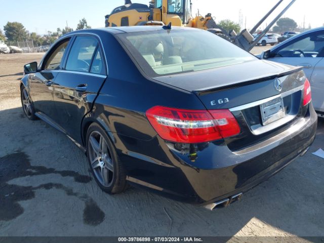 2010 MERCEDES-BENZ E 63 AMG WDDHF7HB5AA157346 Photo 2