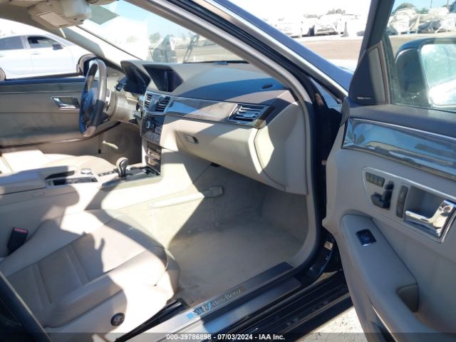 2010 MERCEDES-BENZ E 63 AMG WDDHF7HB5AA157346 Photo 4