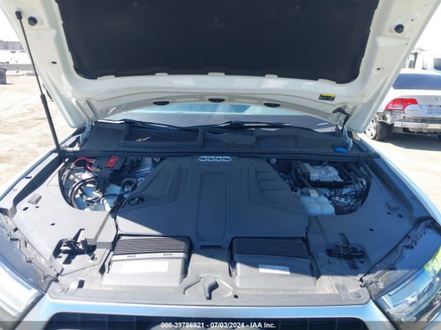 WA1AHAF71KD044697 Audi Q7 45 Premium