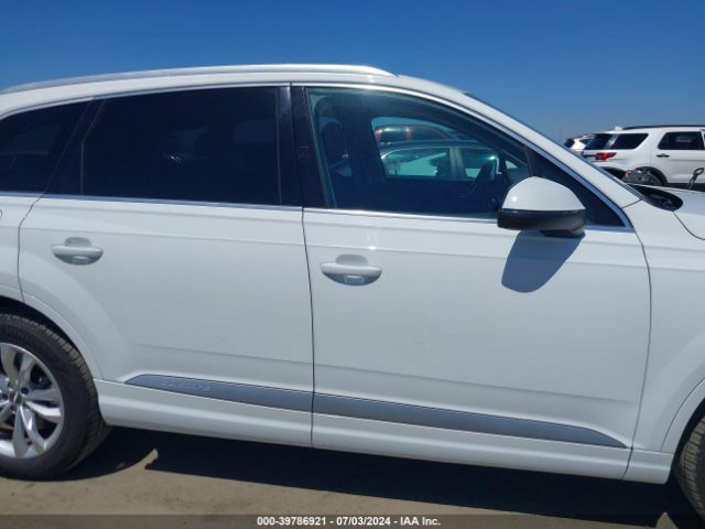 WA1AHAF71KD044697 Audi Q7 45 Premium
