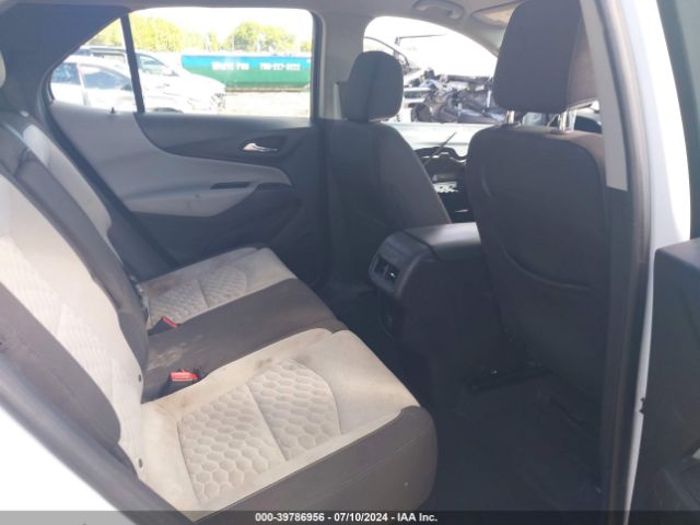 2GNAXHEV9J6111455 Chevrolet EQUINOX LS