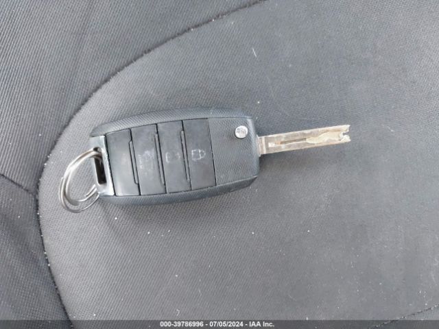 KNDJN2A21F7207837 KIA Soul