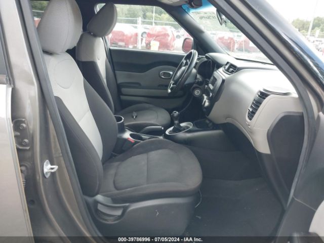 KNDJN2A21F7207837 KIA Soul