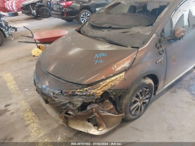 JTDKARFP1L3122741 Toyota Prius Prime Le