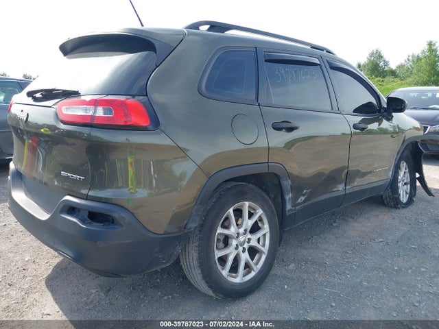 1C4PJLAB3GW160233 Jeep Cherokee Sport