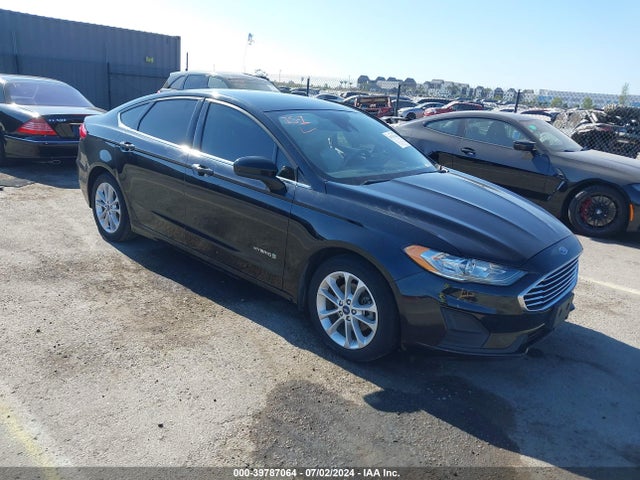 Ford Fusion Hybrid Se 2019 3FA6P0LU7KR134937 Image 1