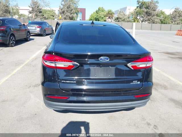 Ford Fusion Hybrid Se 2019 3FA6P0LU7KR134937 Image 16