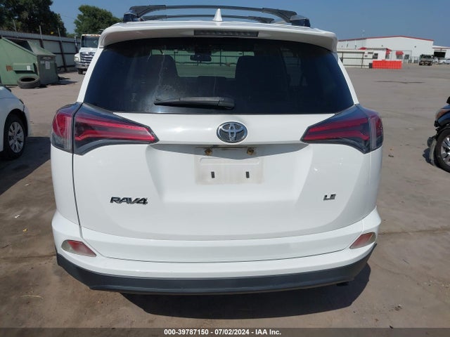 Toyota RAV4 LE 2016 JTMZFREV0GD085827 Image 16