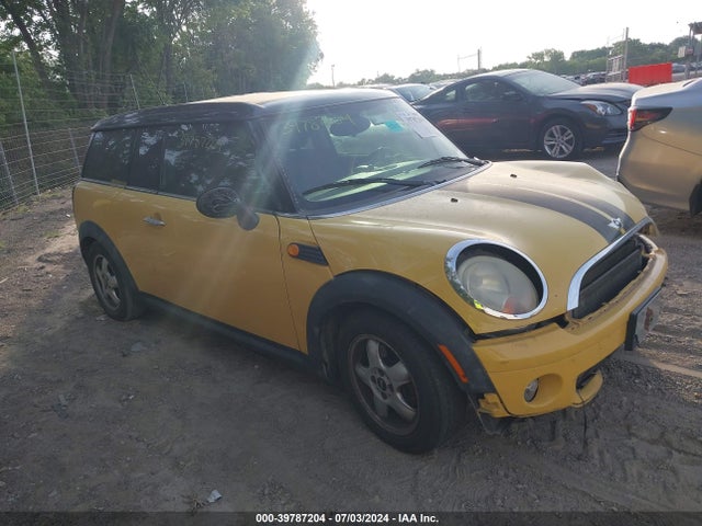 2009 MINI COOPER CLUBMAN WMWML33529TP98396 Photo 0