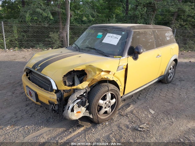 2009 MINI COOPER CLUBMAN WMWML33529TP98396 Photo 1