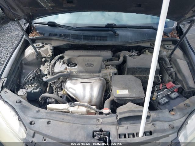 4T1BF1FK3GU532170 Toyota CAMRY SE