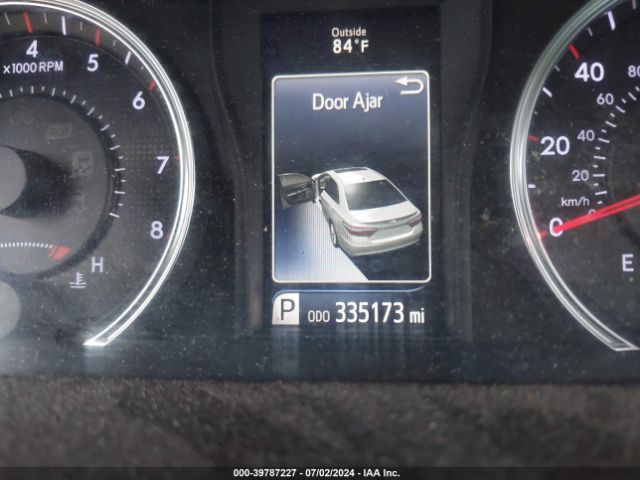 4T1BF1FK3GU532170 Toyota CAMRY SE