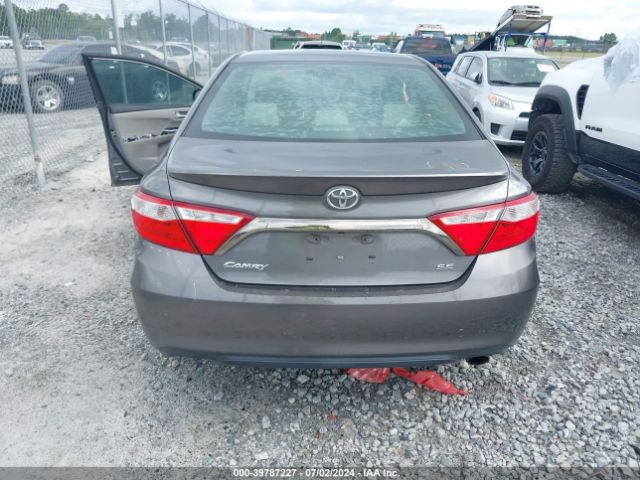 4T1BF1FK3GU532170 Toyota CAMRY SE