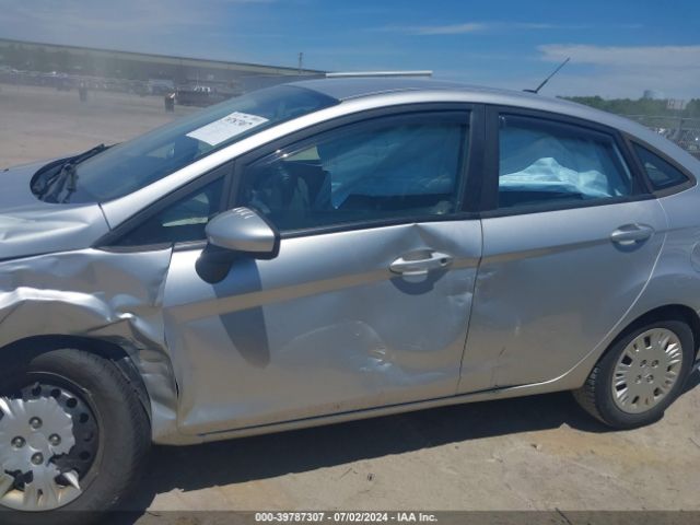 3FADP4AJ5FM158096 Ford FIESTA S
