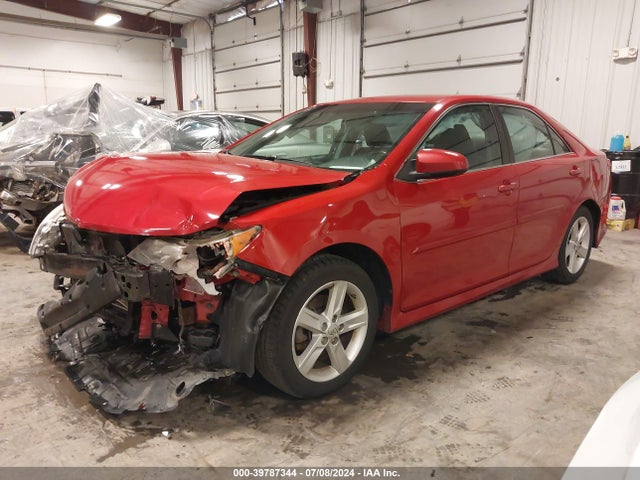 Toyota CAMRY SE 2014 4T1BF1FK2EU831808 Image 2