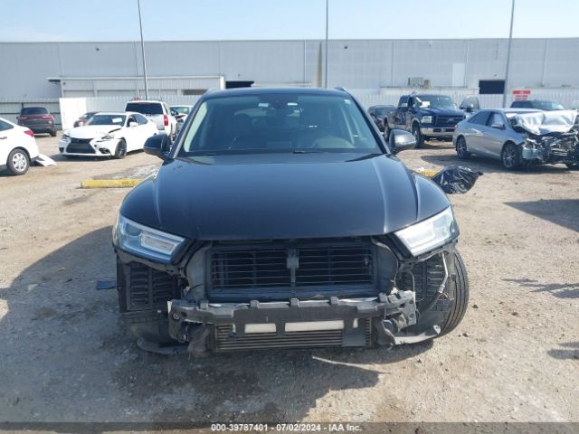 WA1ANAFY7J2090563 Audi Q5 2.0t Premium/2.0t Tech Premium