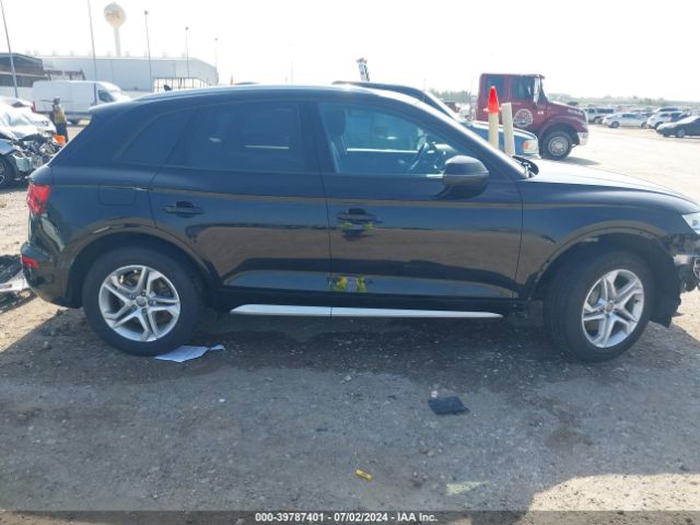 WA1ANAFY7J2090563 Audi Q5 2.0t Premium/2.0t Tech Premium