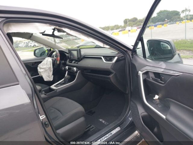 2T3H1RFV7NW220942 Toyota RAV4 LE